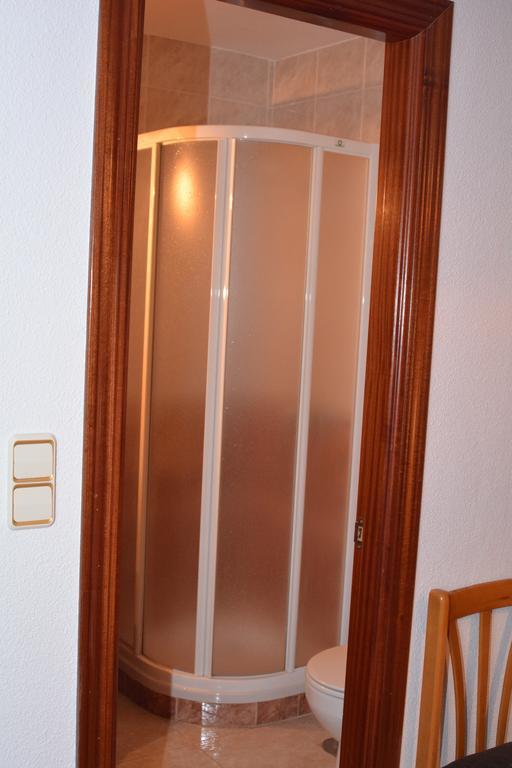 Hostal Gastrobar Carmelo Villarejo de Salvanés Esterno foto