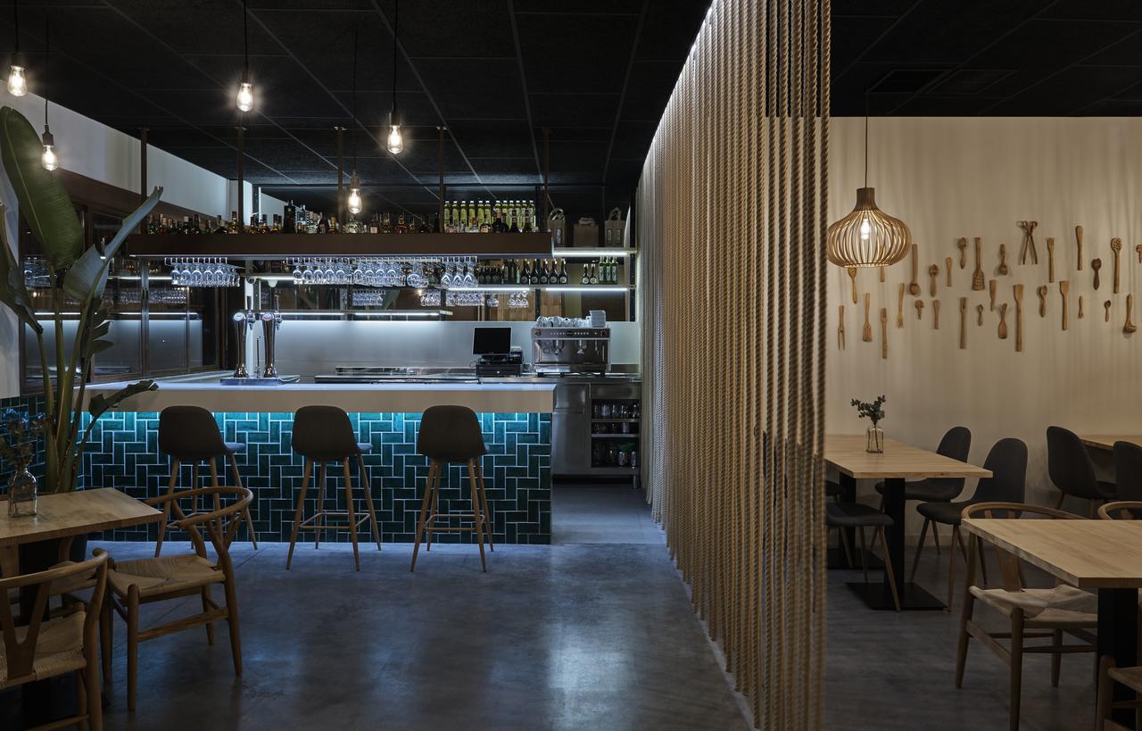 Hostal Gastrobar Carmelo Villarejo de Salvanés Esterno foto